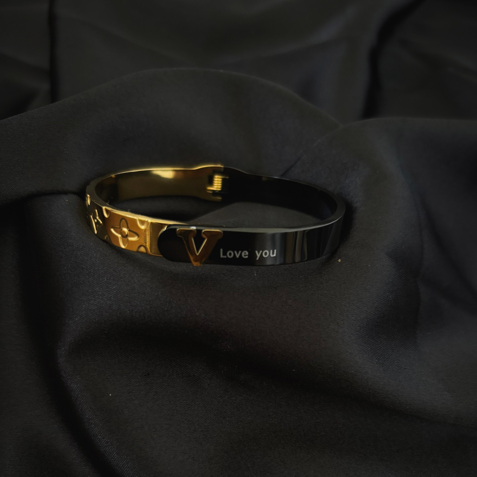 Bracelet cerceau noir - or en acier inoxydable