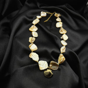 Chaîne plage coquille or