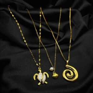 Trio chaîne médaillons crabe coquillage coquille d’escargot en acier inoxydable